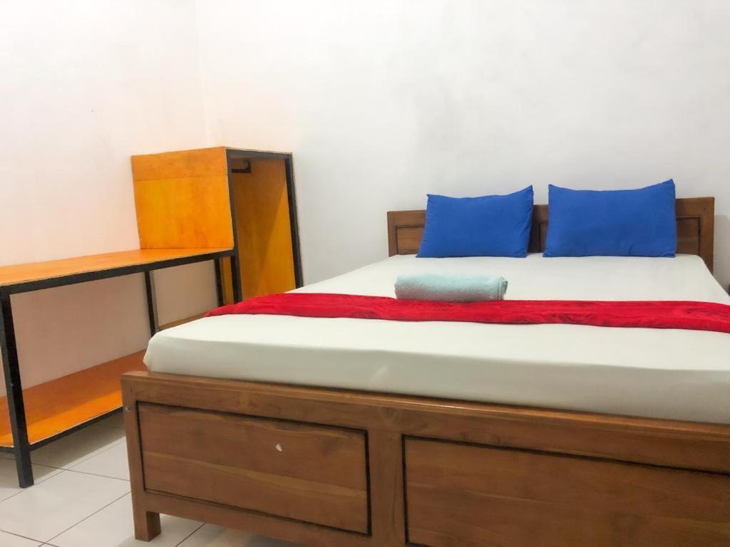 Komodoku One Love Homestay And Tour Labuan Bajo Dış mekan fotoğraf