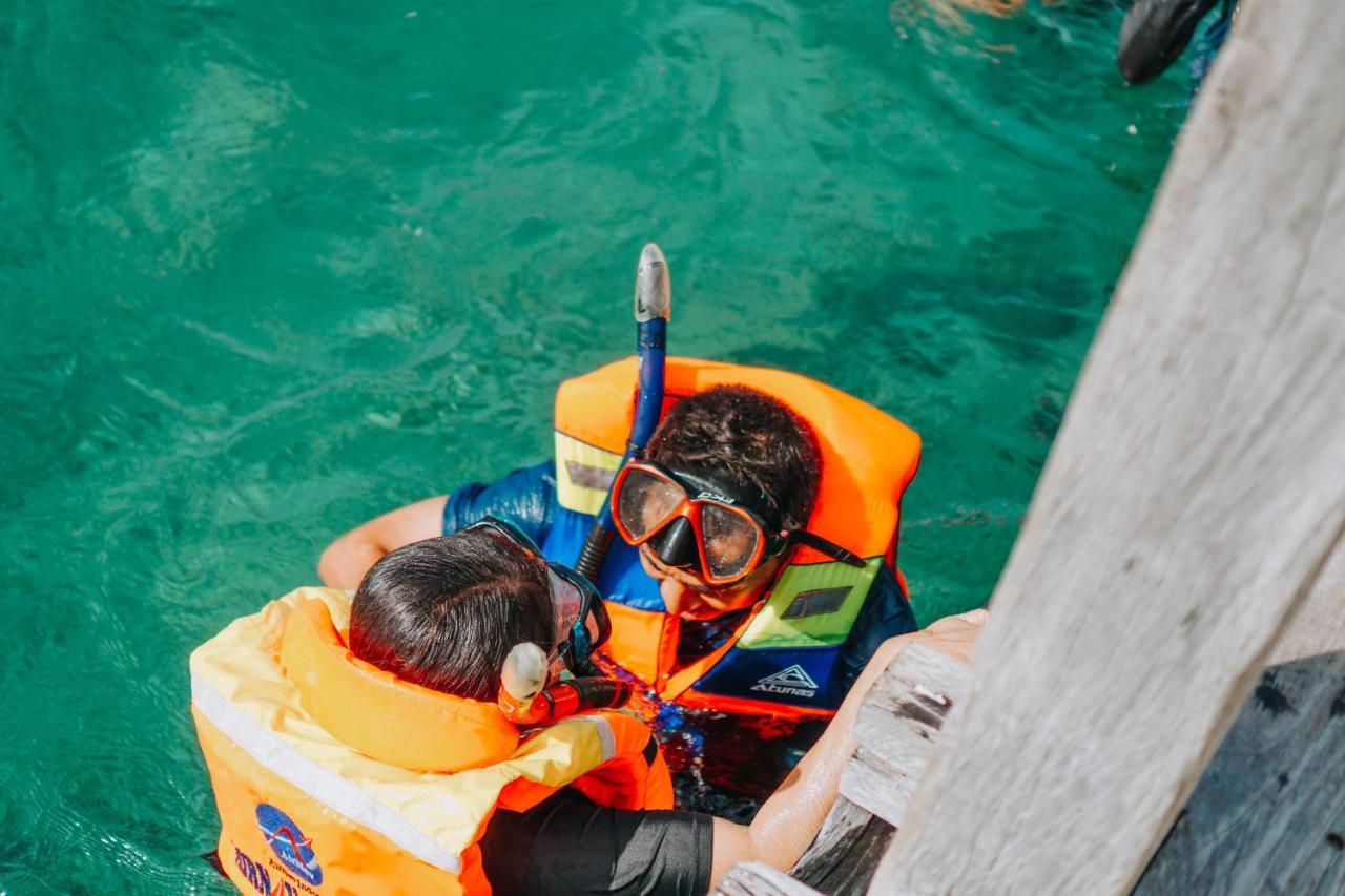 Komodoku One Love Homestay And Tour Labuan Bajo Dış mekan fotoğraf
